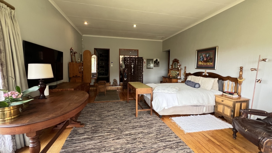 9 Bedroom Property for Sale in Protea Ridge Gauteng