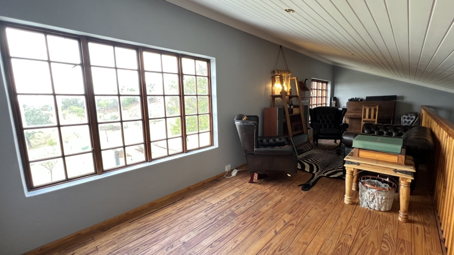 9 Bedroom Property for Sale in Protea Ridge Gauteng