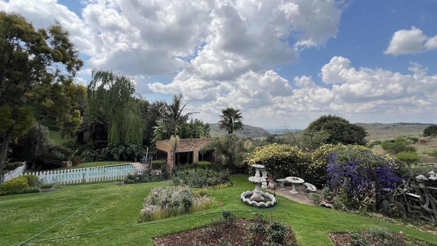 9 Bedroom Property for Sale in Protea Ridge Gauteng