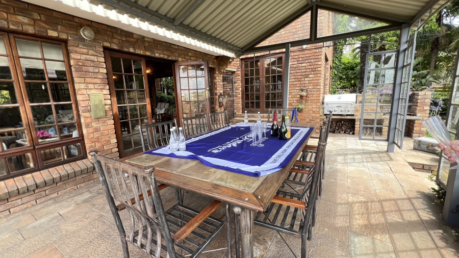 9 Bedroom Property for Sale in Protea Ridge Gauteng