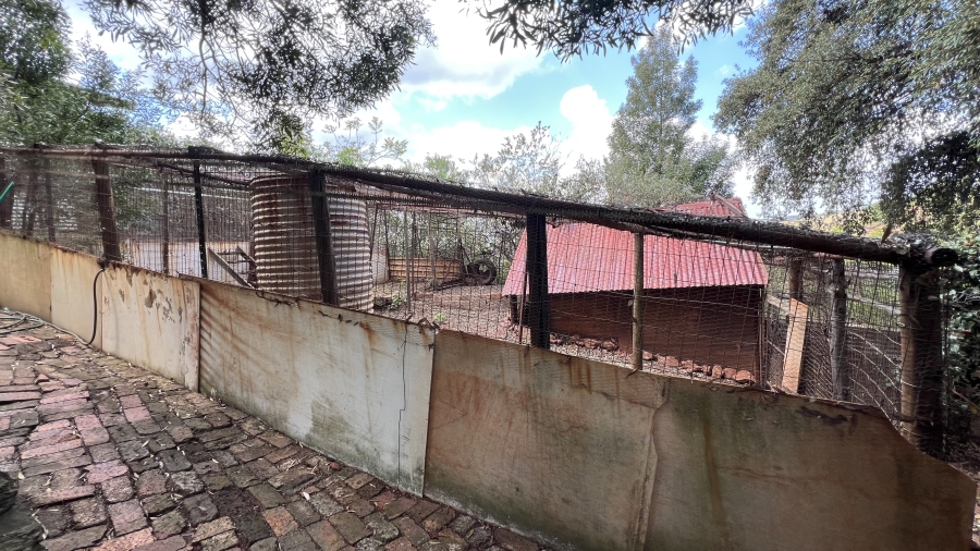 9 Bedroom Property for Sale in Protea Ridge Gauteng