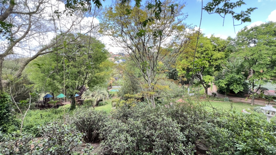 9 Bedroom Property for Sale in Protea Ridge Gauteng
