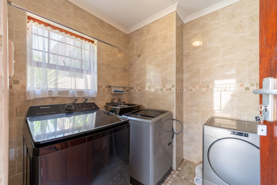 2 Bedroom Property for Sale in Noordheuwel Gauteng