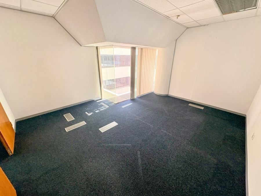 To Let Commercial Property for Rent in Auckland Park Gauteng