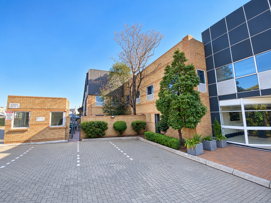 To Let Commercial Property for Rent in Randjespark Gauteng