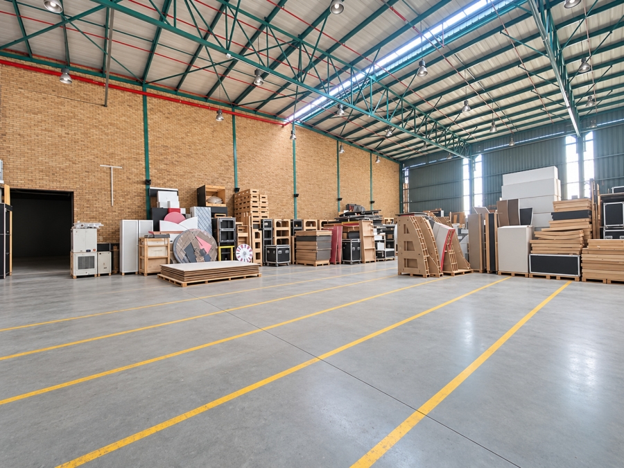 To Let Commercial Property for Rent in Randjespark Gauteng