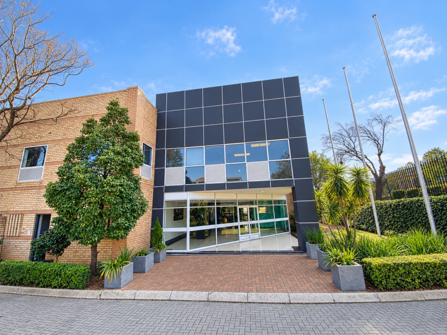 To Let Commercial Property for Rent in Randjespark Gauteng