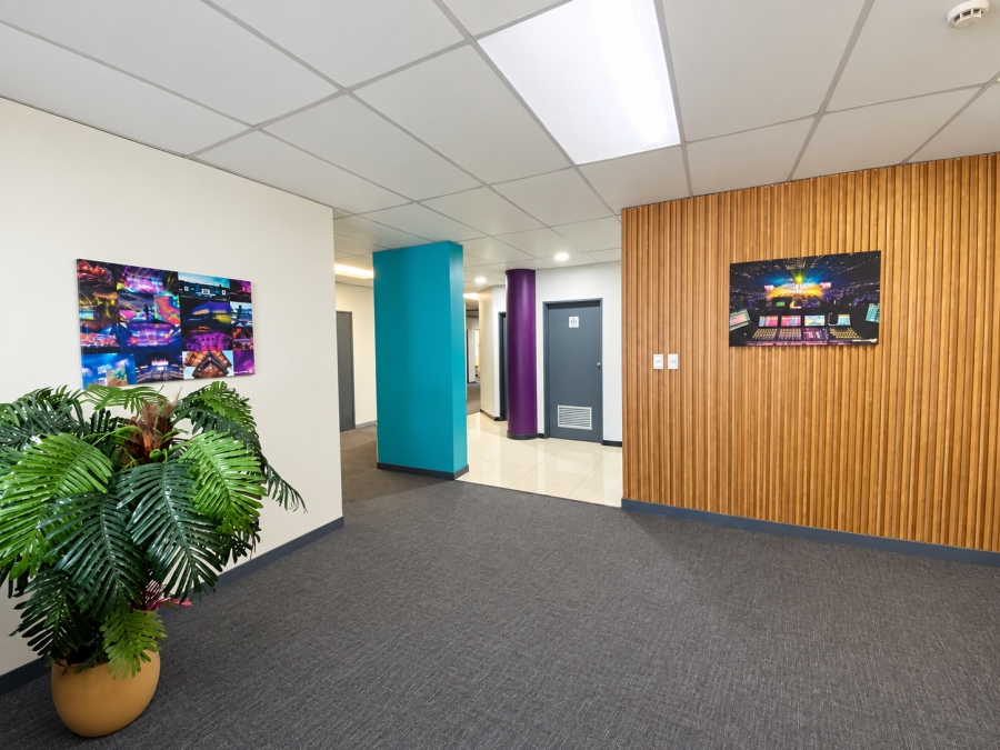 To Let Commercial Property for Rent in Randjespark Gauteng
