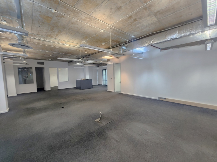 To Let Commercial Property for Rent in Barlow Park Gauteng