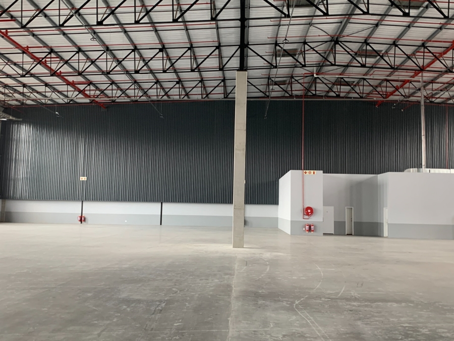 To Let Commercial Property for Rent in Gosforth Park Gauteng