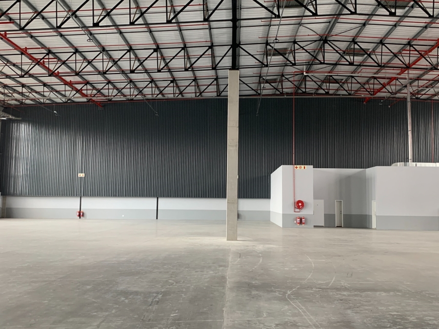 To Let Commercial Property for Rent in Gosforth Park Gauteng