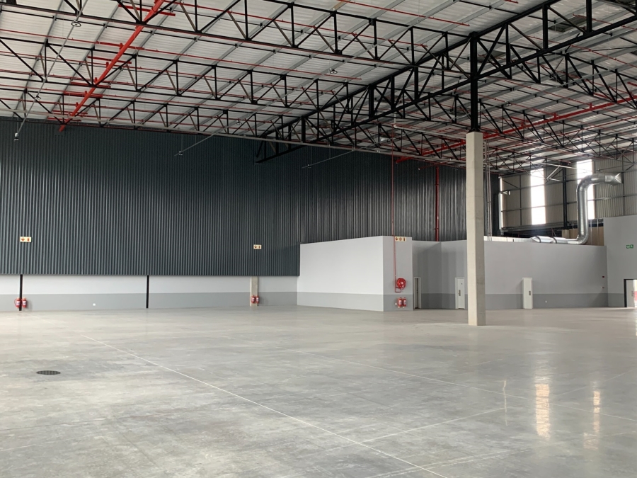 To Let Commercial Property for Rent in Gosforth Park Gauteng
