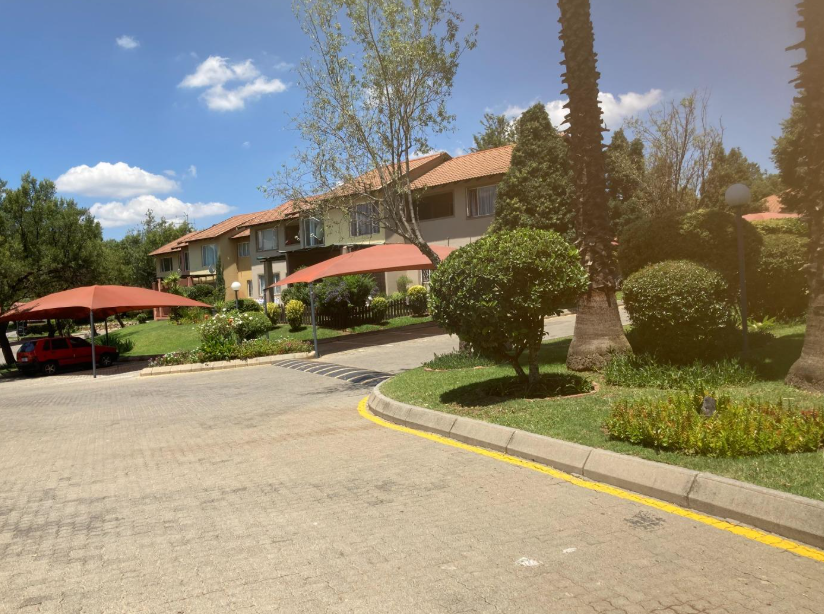 To Let 2 Bedroom Property for Rent in North Riding Gauteng