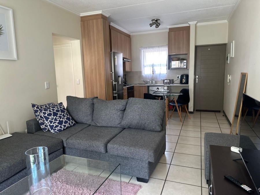 To Let 1 Bedroom Property for Rent in Bryanston Gauteng