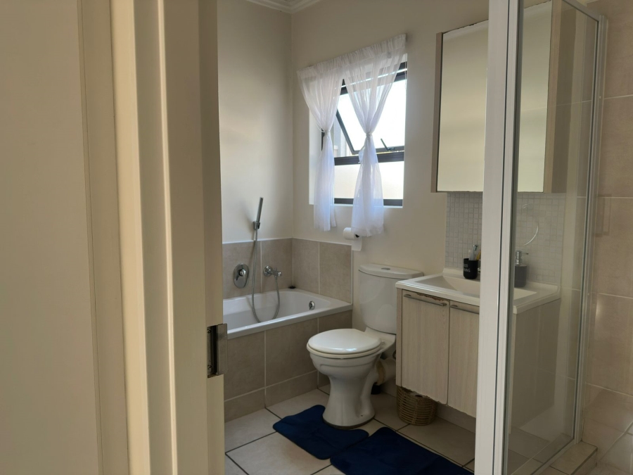 To Let 1 Bedroom Property for Rent in Bryanston Gauteng