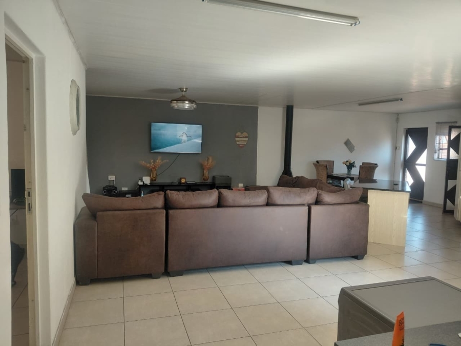 To Let 3 Bedroom Property for Rent in Three Rivers Gauteng