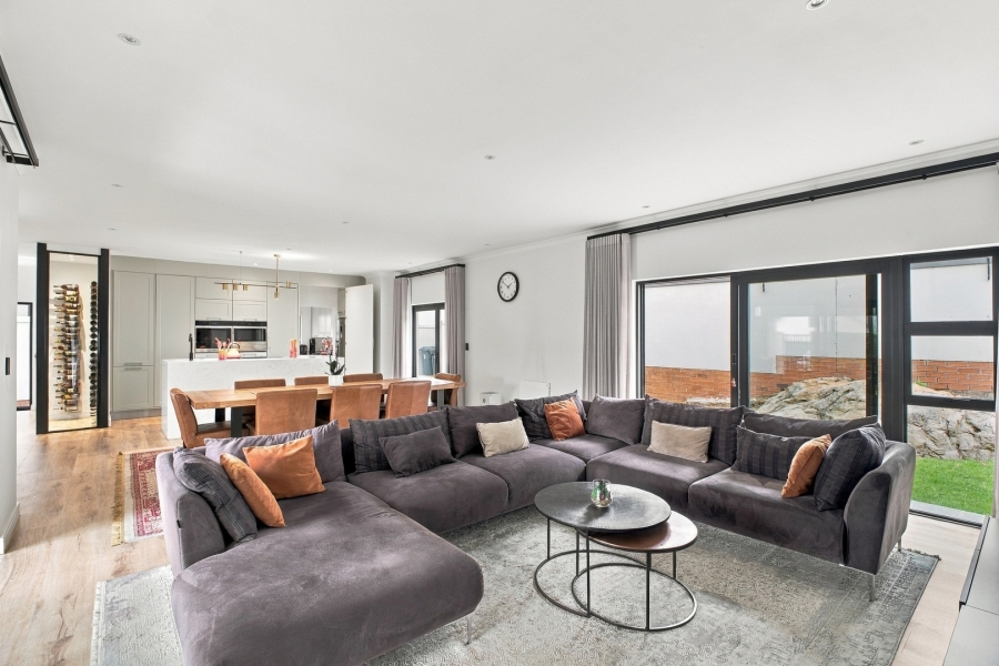 4 Bedroom Property for Sale in Bryanston Gauteng