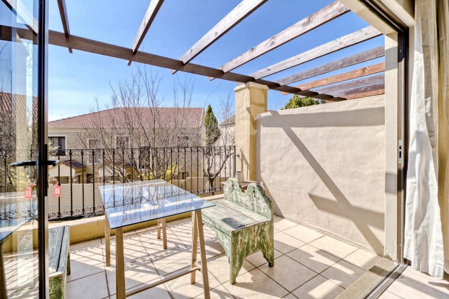 To Let 1 Bedroom Property for Rent in Lonehill Gauteng