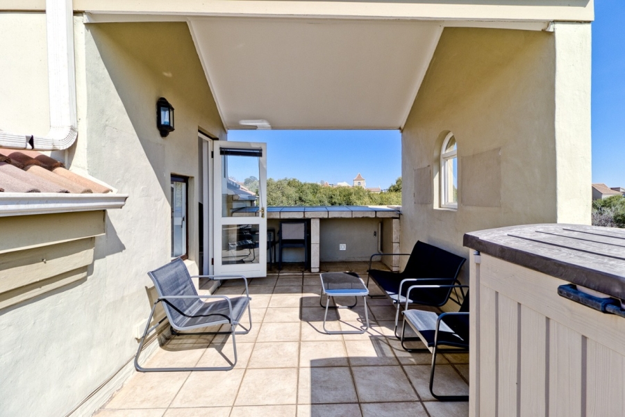To Let 1 Bedroom Property for Rent in Lonehill Gauteng