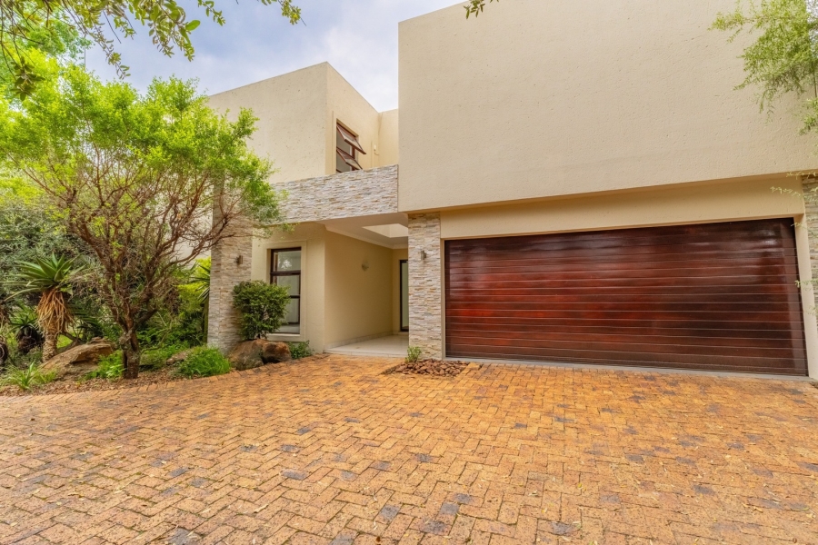 To Let 5 Bedroom Property for Rent in Dainfern Golf Estate Gauteng