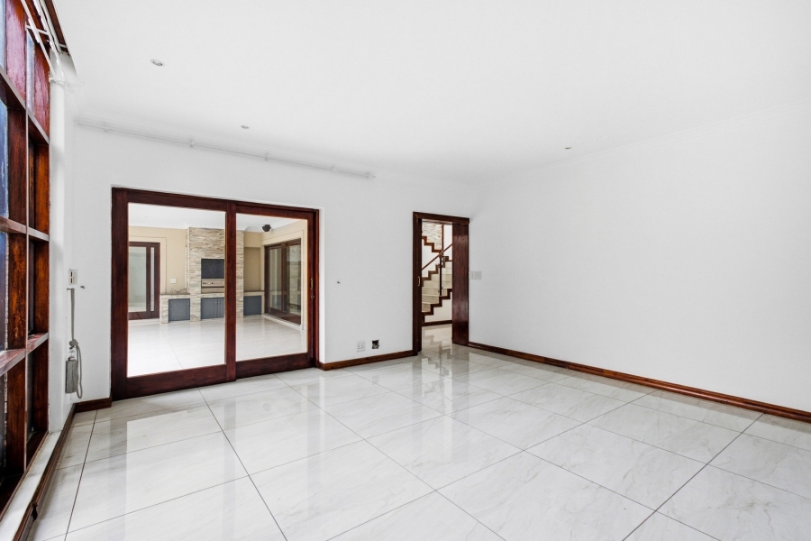To Let 5 Bedroom Property for Rent in Dainfern Golf Estate Gauteng