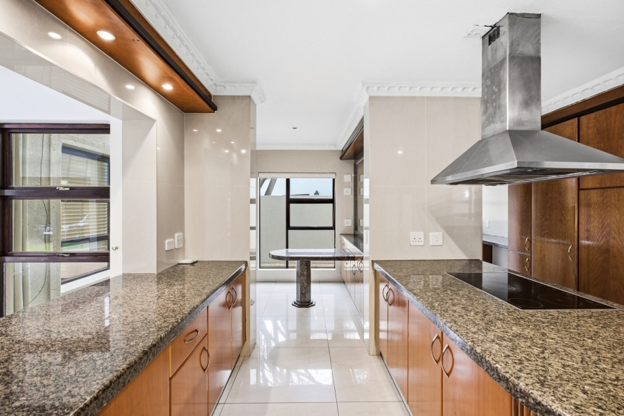 To Let 5 Bedroom Property for Rent in Dainfern Golf Estate Gauteng
