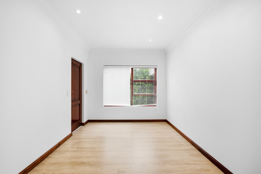 To Let 5 Bedroom Property for Rent in Dainfern Golf Estate Gauteng