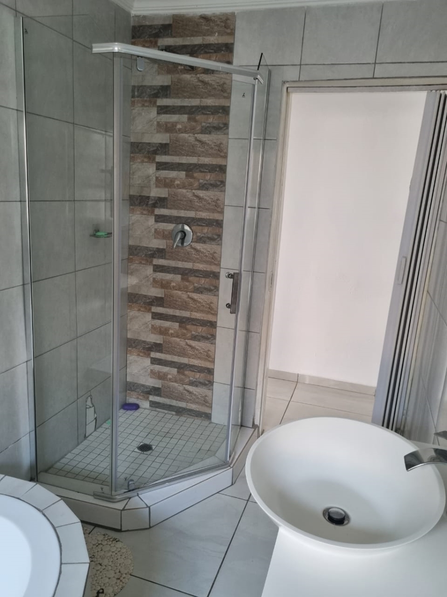 3 Bedroom Property for Sale in Soshanguve WW Gauteng