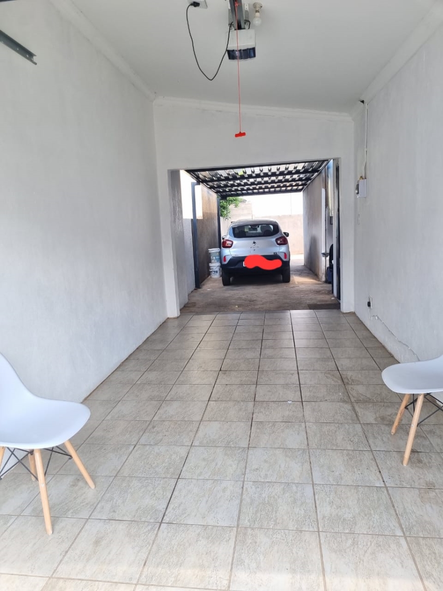 3 Bedroom Property for Sale in Soshanguve WW Gauteng