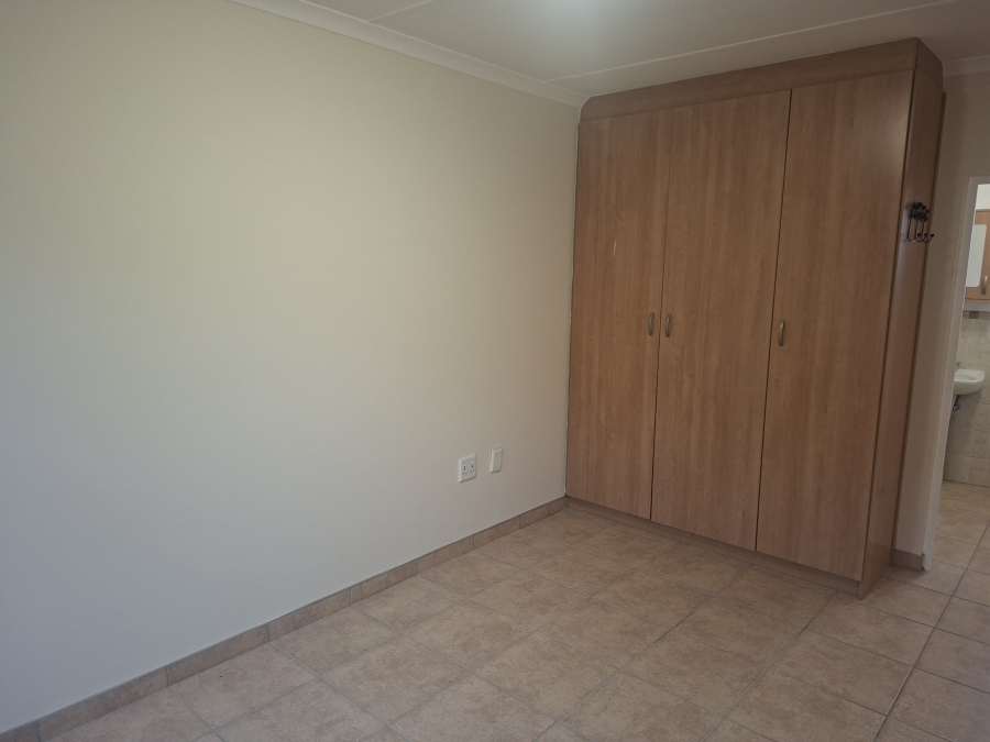 1 Bedroom Property for Sale in Willow Park Manor Gauteng