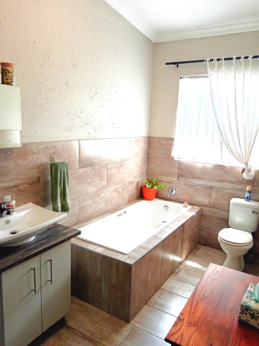 To Let 3 Bedroom Property for Rent in Villieria Gauteng
