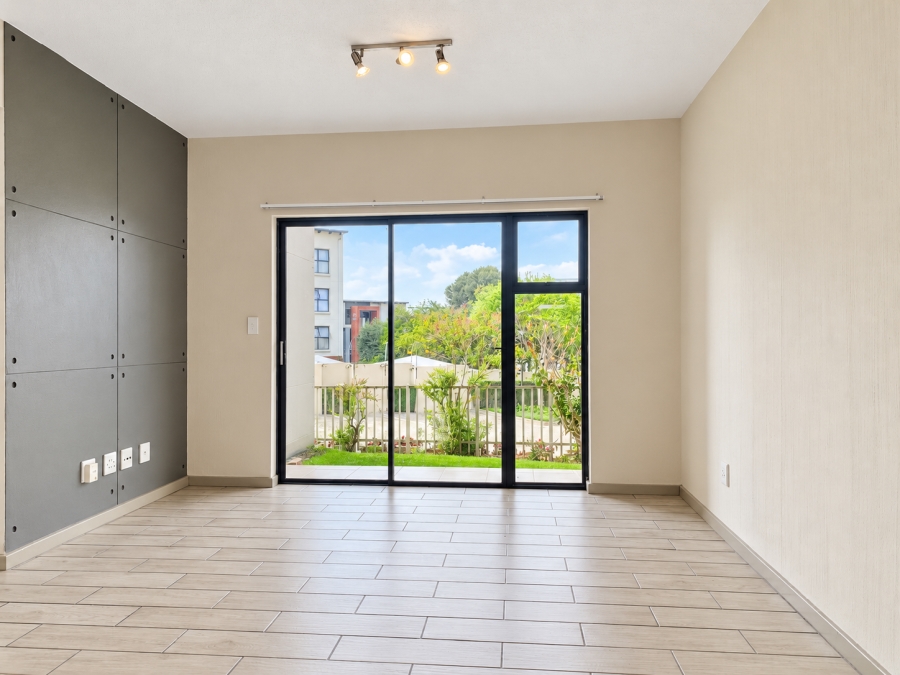 To Let 2 Bedroom Property for Rent in Fourways Gauteng