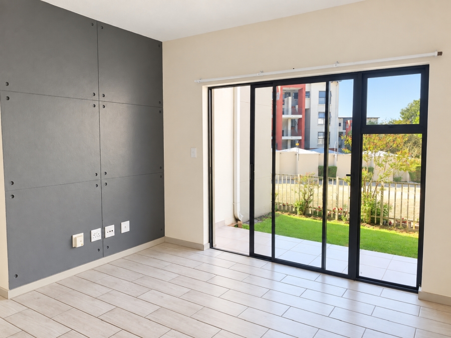 To Let 2 Bedroom Property for Rent in Fourways Gauteng