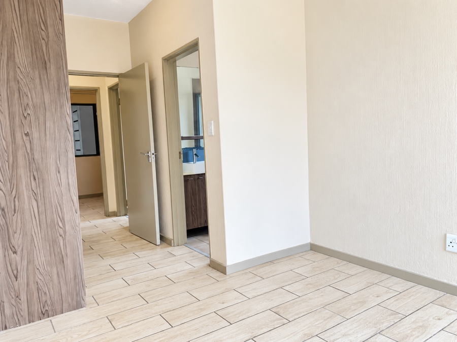 To Let 2 Bedroom Property for Rent in Fourways Gauteng