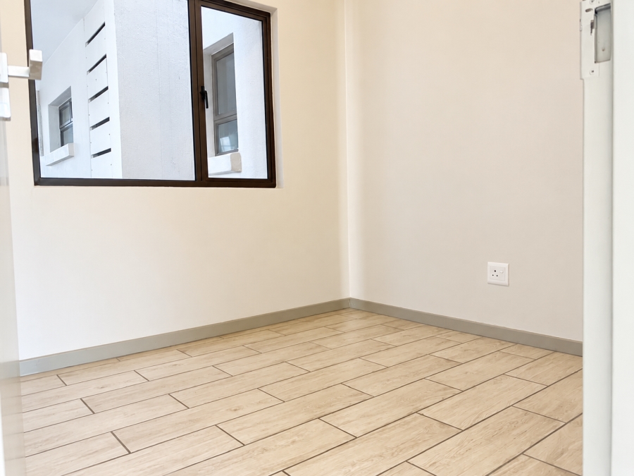 To Let 2 Bedroom Property for Rent in Fourways Gauteng