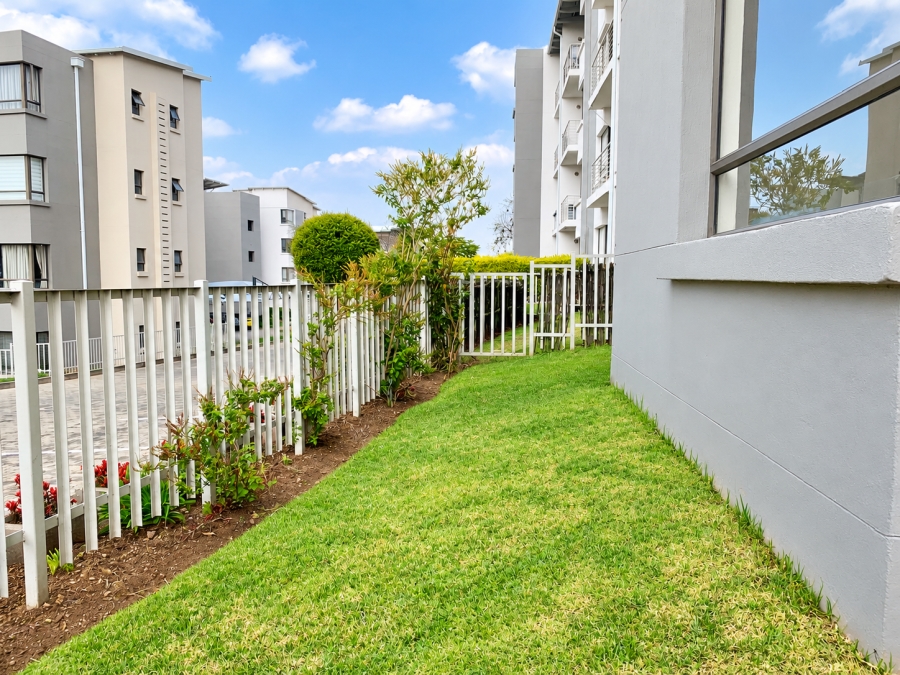 To Let 2 Bedroom Property for Rent in Fourways Gauteng