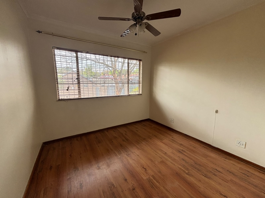 To Let 3 Bedroom Property for Rent in Linden Gauteng