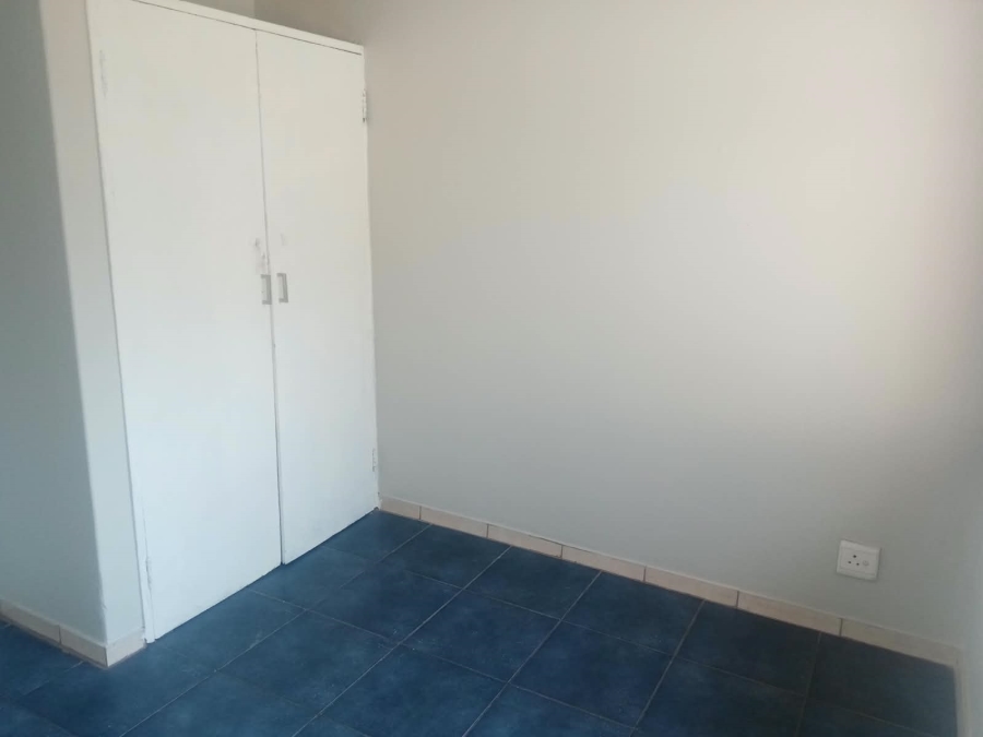 To Let 3 Bedroom Property for Rent in Witpoortjie Gauteng