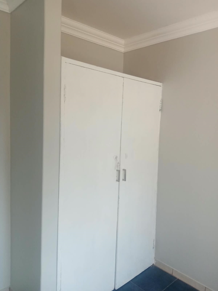 To Let 3 Bedroom Property for Rent in Witpoortjie Gauteng
