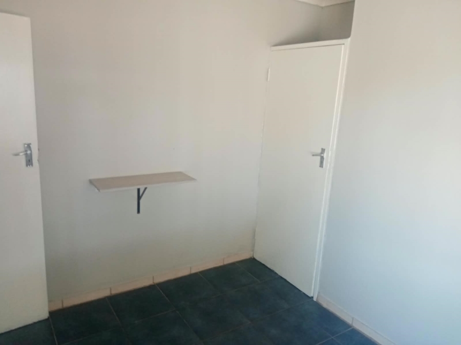 To Let 3 Bedroom Property for Rent in Witpoortjie Gauteng