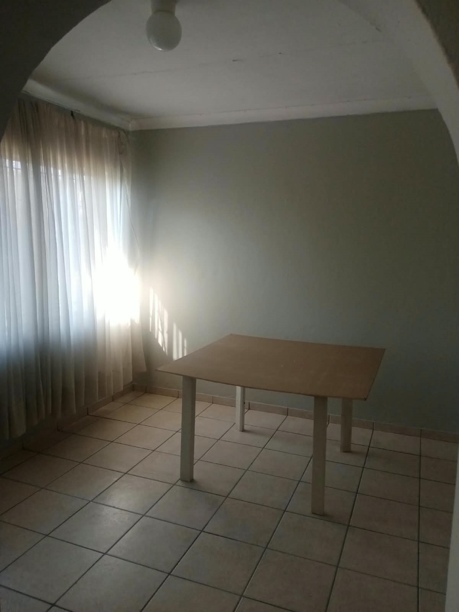 To Let 3 Bedroom Property for Rent in Witpoortjie Gauteng