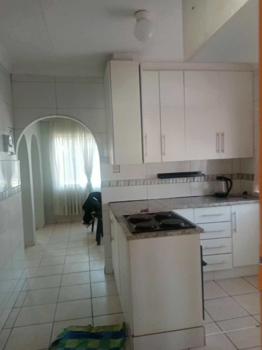 To Let 3 Bedroom Property for Rent in Witpoortjie Gauteng