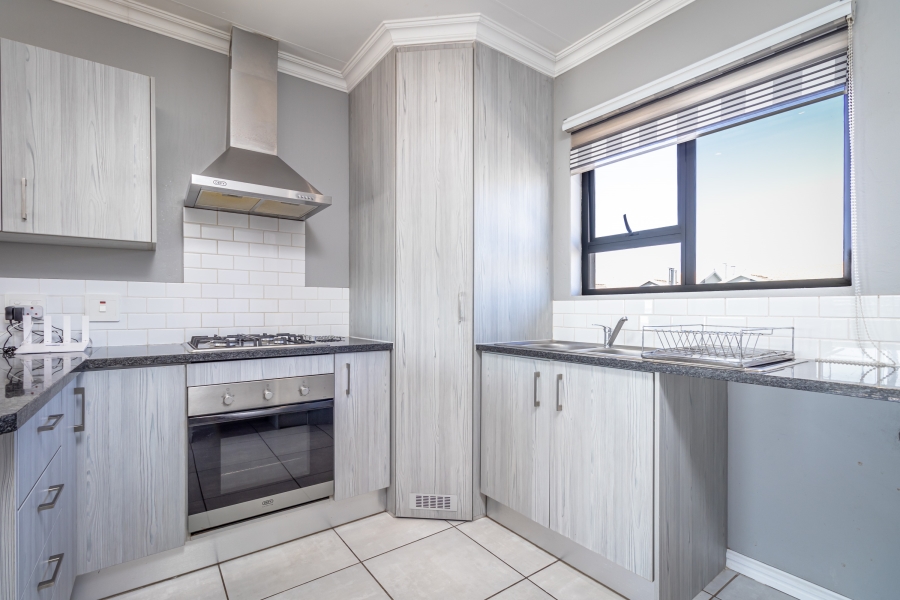 3 Bedroom Property for Sale in Diswilmar A H Gauteng