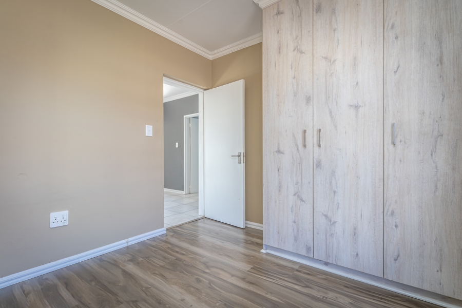 3 Bedroom Property for Sale in Diswilmar A H Gauteng