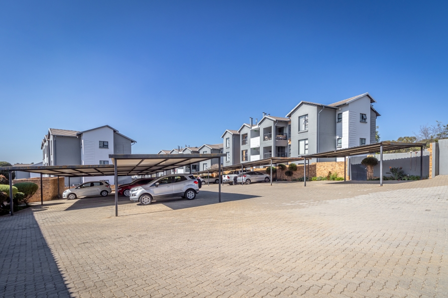 3 Bedroom Property for Sale in Diswilmar A H Gauteng