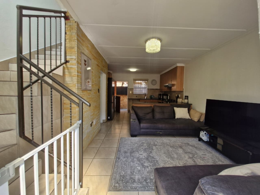 To Let 3 Bedroom Property for Rent in Wilgeheuwel Gauteng