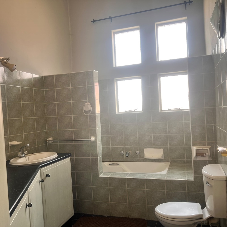 To Let 1 Bedroom Property for Rent in Brackenhurst Gauteng