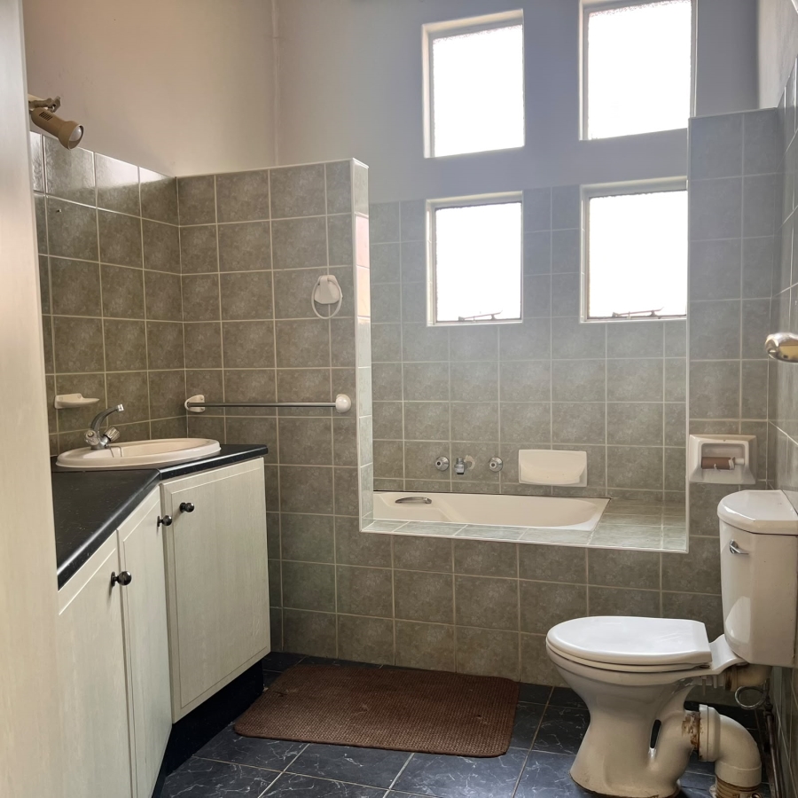To Let 1 Bedroom Property for Rent in Brackenhurst Gauteng