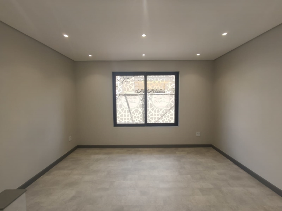 To Let 3 Bedroom Property for Rent in Raslouw Gardens Gauteng