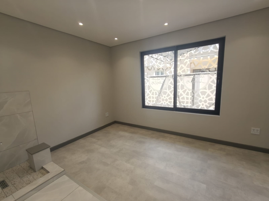 To Let 3 Bedroom Property for Rent in Raslouw Gardens Gauteng